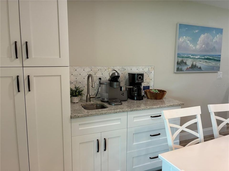 For Sale: $639,000 (3 beds, 3 baths, 1590 Square Feet)