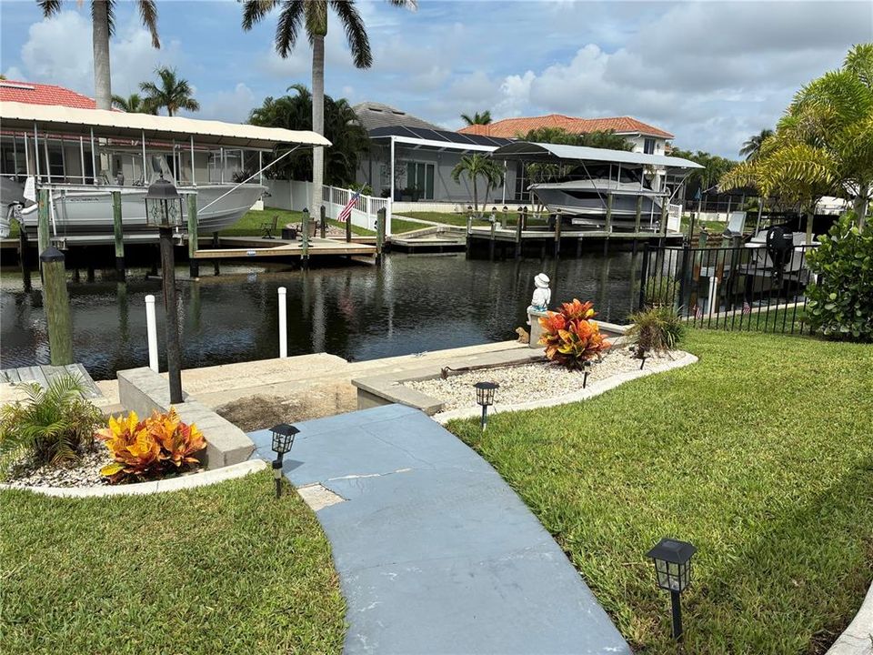 For Sale: $639,000 (3 beds, 3 baths, 1590 Square Feet)