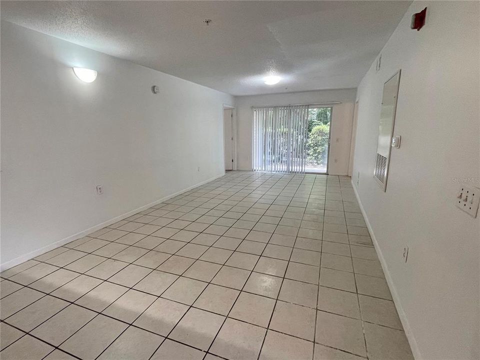 For Sale: $159,900 (4 beds, 4 baths, 1312 Square Feet)