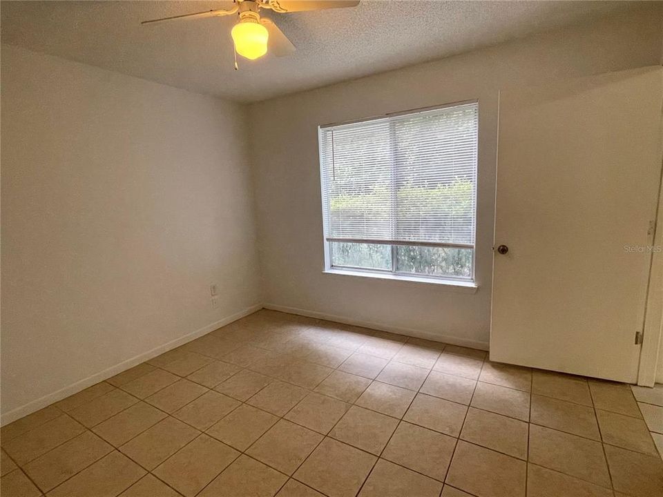 For Sale: $159,900 (4 beds, 4 baths, 1312 Square Feet)