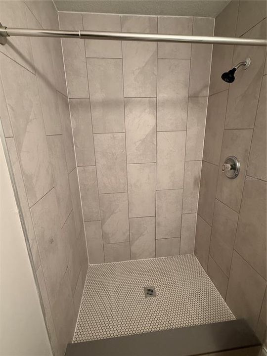 For Rent: $2,200 (3 beds, 2 baths, 1230 Square Feet)