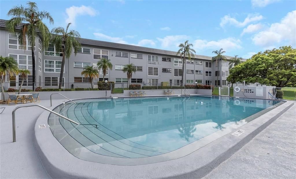 For Sale: $85,000 (1 beds, 1 baths, 680 Square Feet)