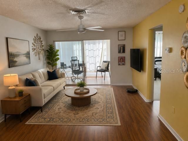 For Sale: $85,000 (1 beds, 1 baths, 680 Square Feet)