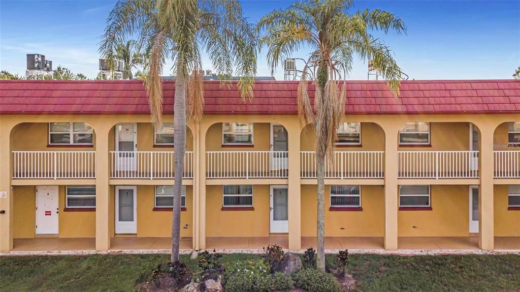 For Sale: $85,000 (1 beds, 1 baths, 680 Square Feet)