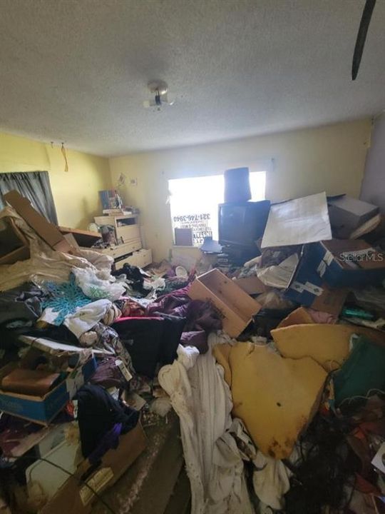 En Venta: $199,900 (3 camas, 2 baños, 1272 Pies cuadrados)