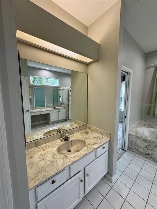 For Rent: $3,000 (2 beds, 2 baths, 2054 Square Feet)