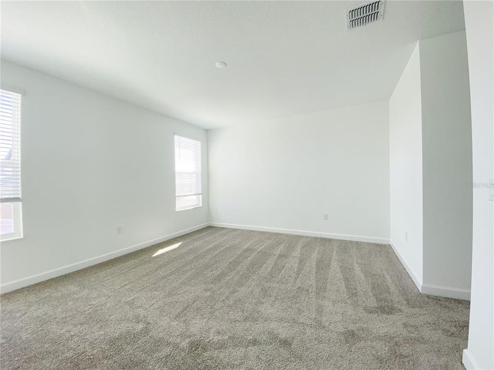 En Renta: $3,500 (6 camas, 5 baños, 3291 Pies cuadrados)
