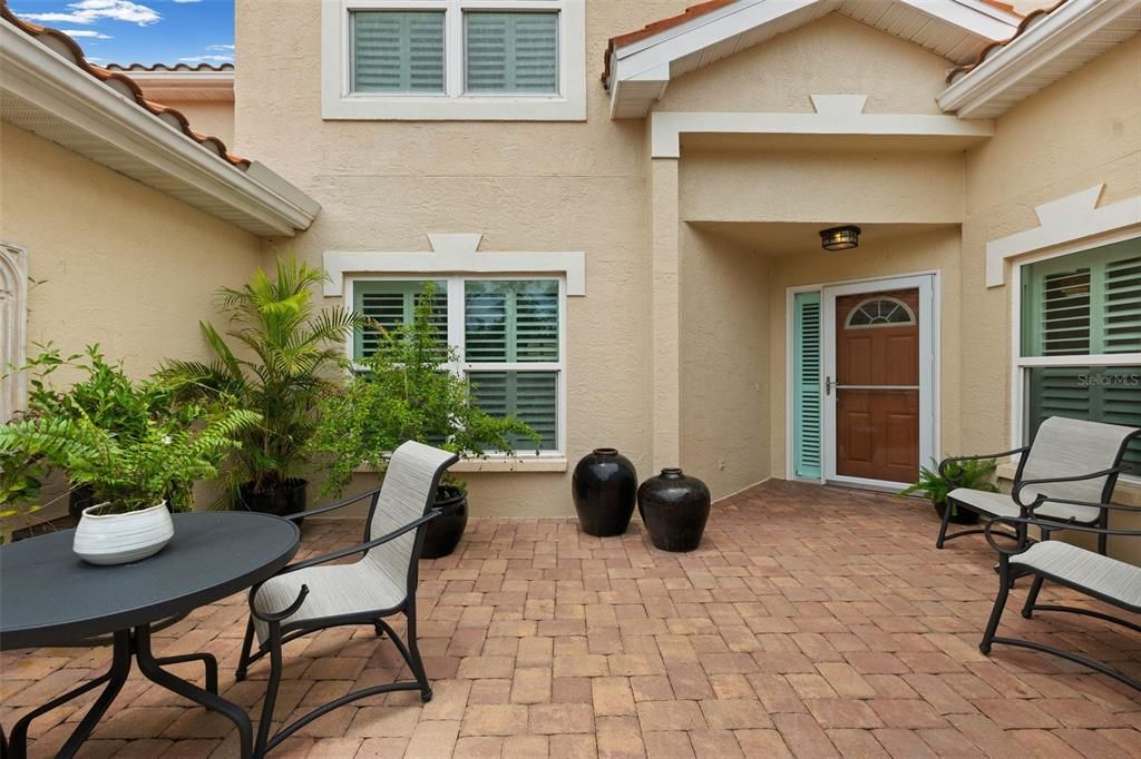 For Sale: $700,000 (3 beds, 3 baths, 2837 Square Feet)