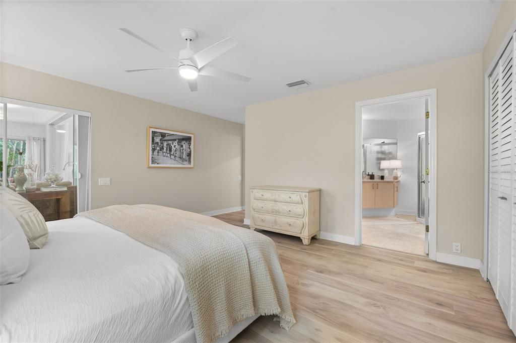 For Sale: $700,000 (3 beds, 3 baths, 2837 Square Feet)