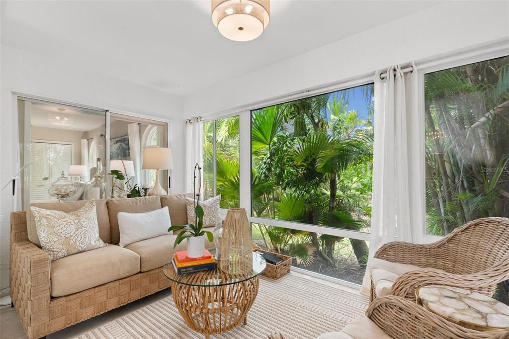 For Sale: $700,000 (3 beds, 3 baths, 2837 Square Feet)