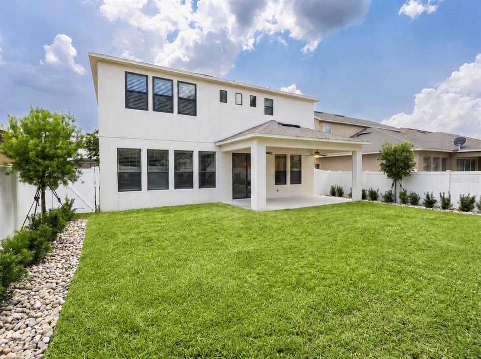 En Venta: $565,000 (4 camas, 2 baños, 2892 Pies cuadrados)