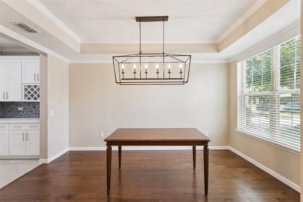 En Venta: $1,050,000 (6 camas, 4 baños, 4507 Pies cuadrados)