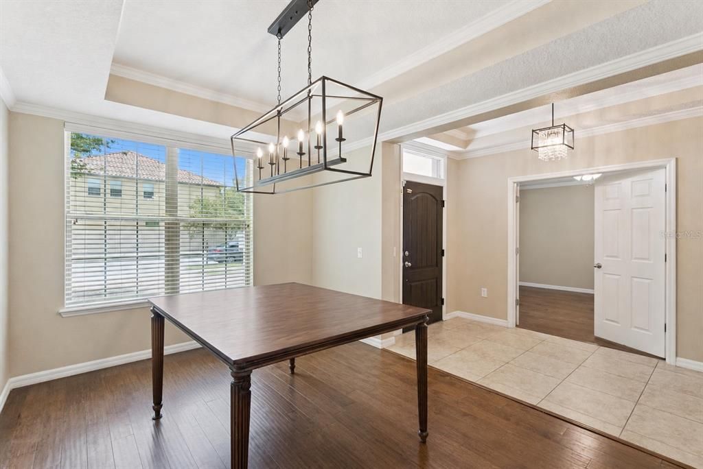 En Venta: $1,050,000 (6 camas, 4 baños, 4507 Pies cuadrados)