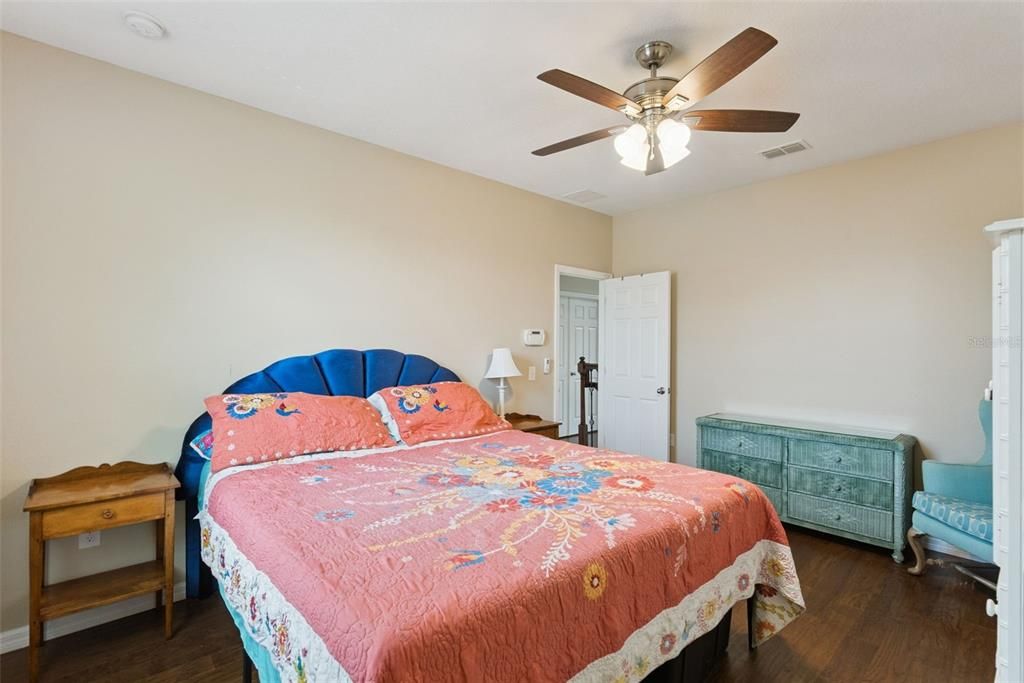 En Venta: $1,050,000 (6 camas, 4 baños, 4507 Pies cuadrados)
