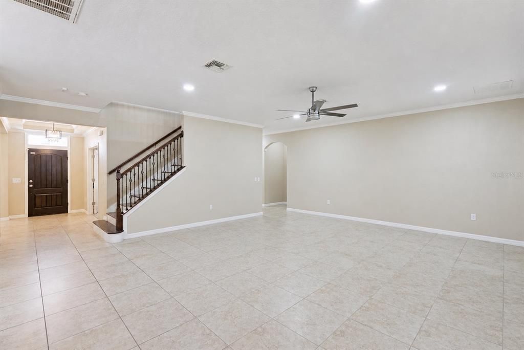En Venta: $1,050,000 (6 camas, 4 baños, 4507 Pies cuadrados)
