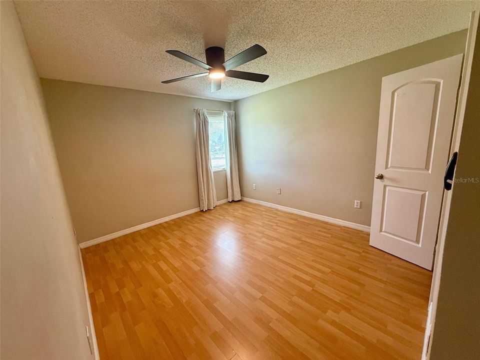 For Rent: $1,800 (2 beds, 1 baths, 748 Square Feet)