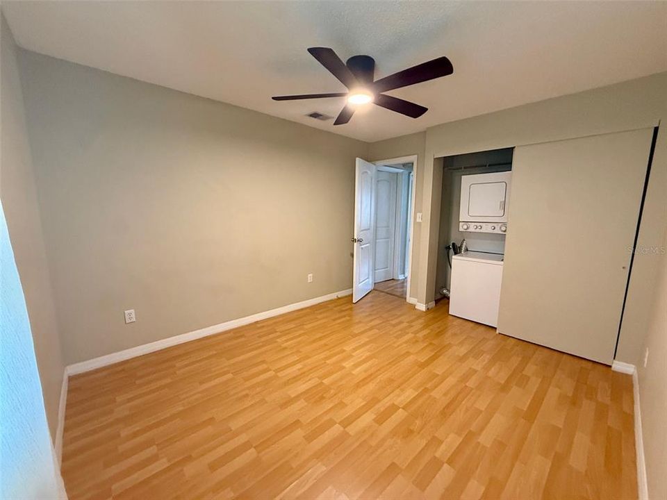 For Rent: $1,800 (2 beds, 1 baths, 748 Square Feet)