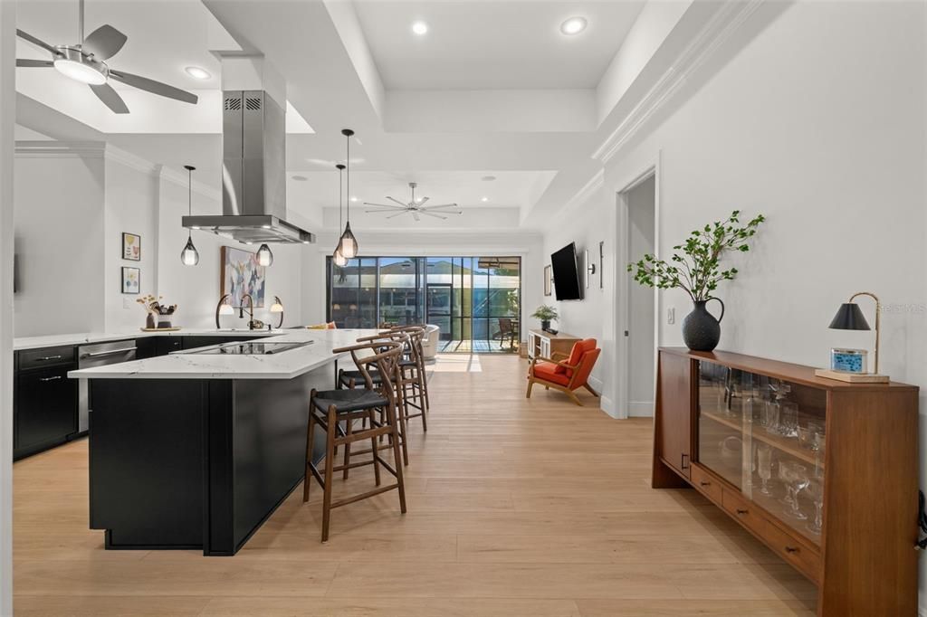 For Sale: $1,095,000 (4 beds, 3 baths, 2640 Square Feet)
