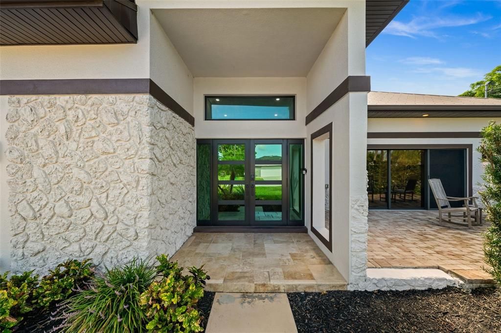 For Sale: $1,095,000 (4 beds, 3 baths, 2640 Square Feet)
