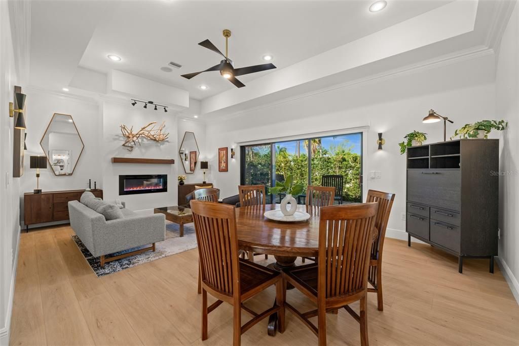 For Sale: $1,095,000 (4 beds, 3 baths, 2640 Square Feet)