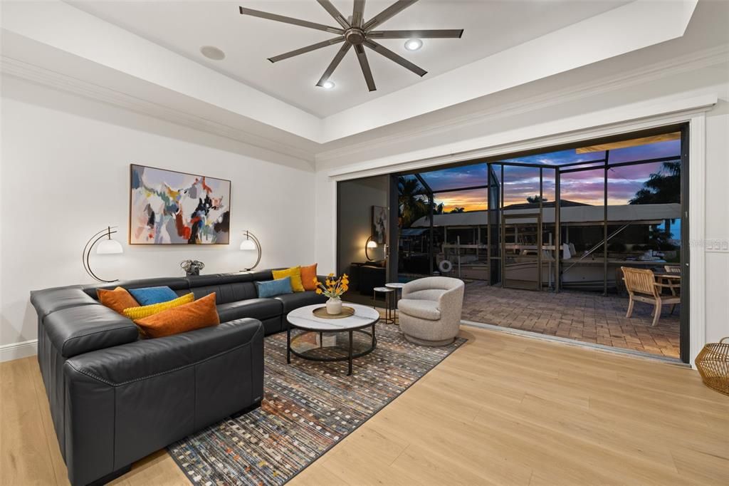 For Sale: $1,095,000 (4 beds, 3 baths, 2640 Square Feet)