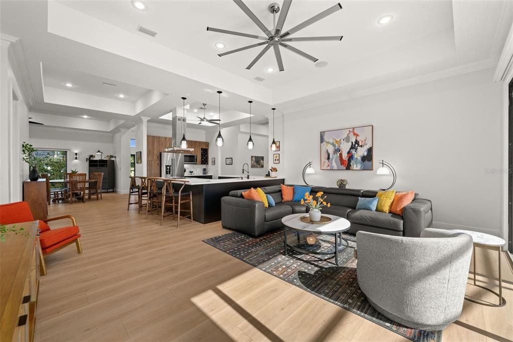 For Sale: $1,095,000 (4 beds, 3 baths, 2640 Square Feet)