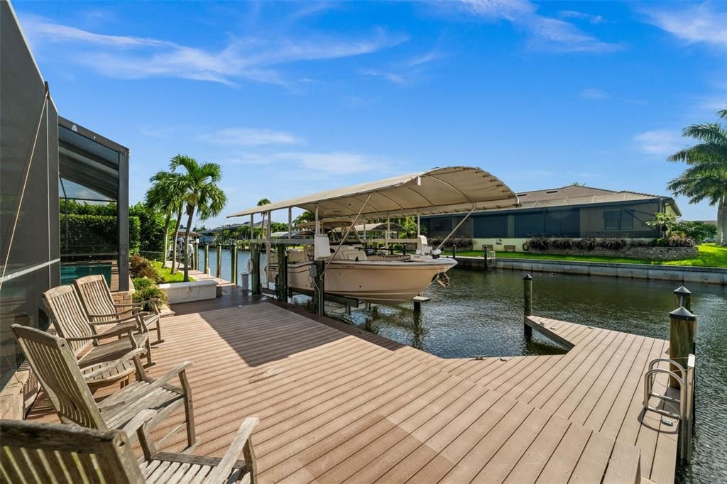 For Sale: $1,095,000 (4 beds, 3 baths, 2640 Square Feet)