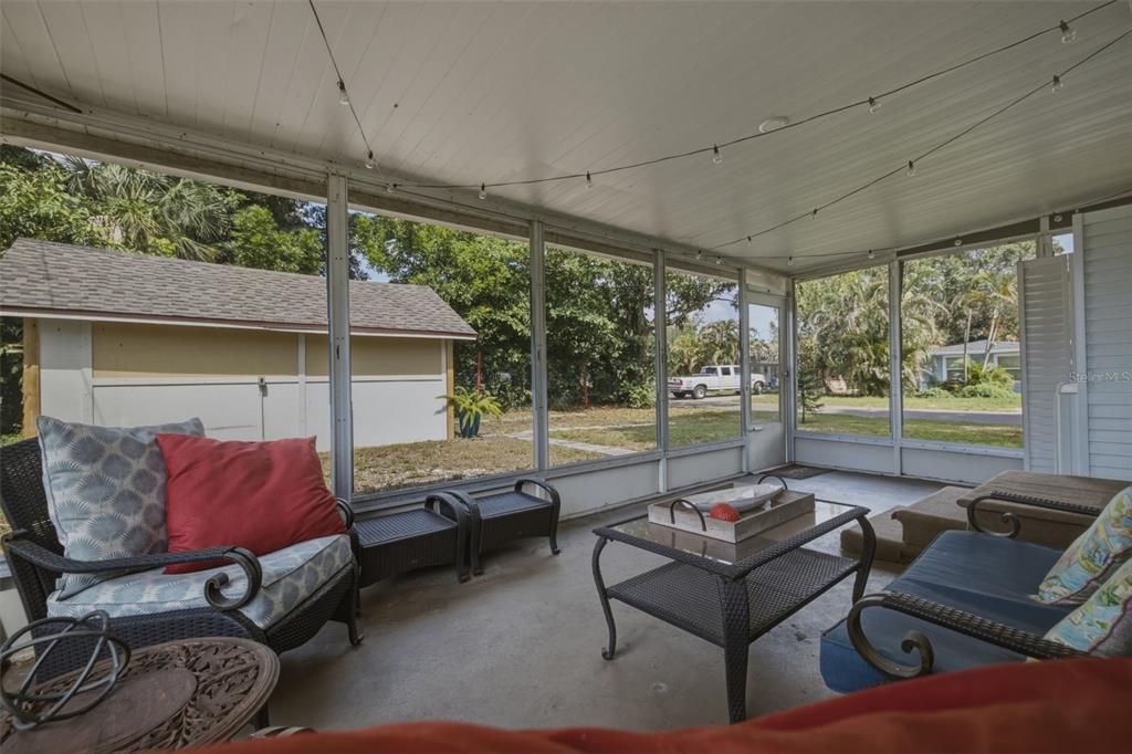 En Venta: $357,700 (2 camas, 1 baños, 852 Pies cuadrados)