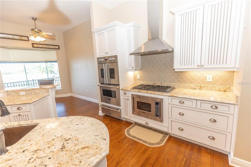 For Sale: $3,577,700 (4 beds, 3 baths, 4155 Square Feet)