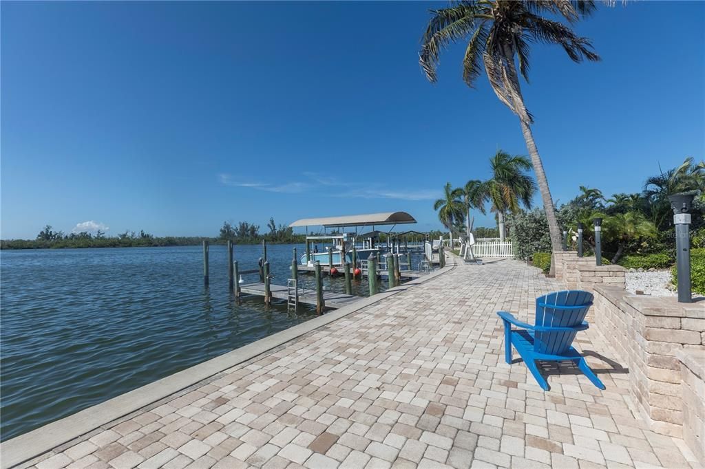 For Sale: $3,577,700 (4 beds, 3 baths, 4155 Square Feet)