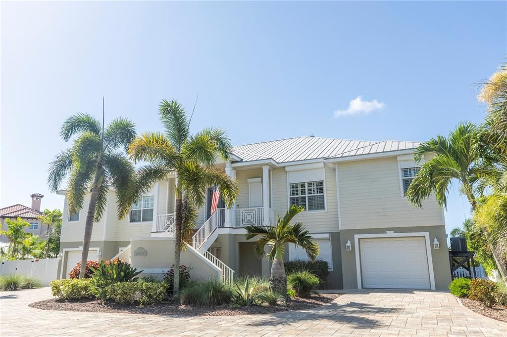 For Sale: $3,577,700 (4 beds, 3 baths, 4155 Square Feet)