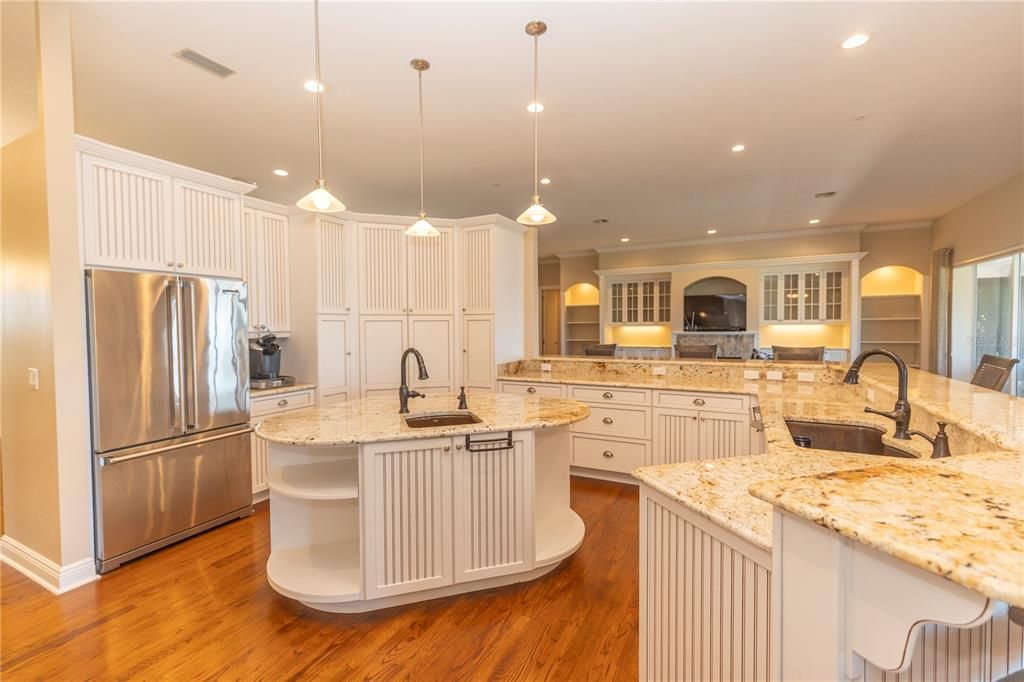 For Sale: $3,577,700 (4 beds, 3 baths, 4155 Square Feet)