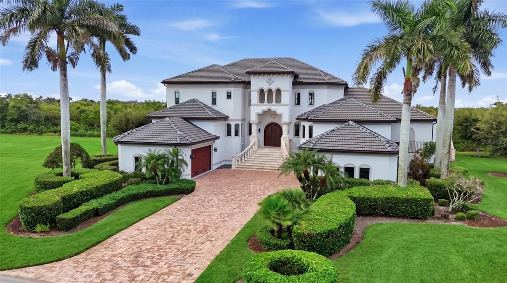 En Venta: $2,300,000 (4 camas, 4 baños, 5655 Pies cuadrados)