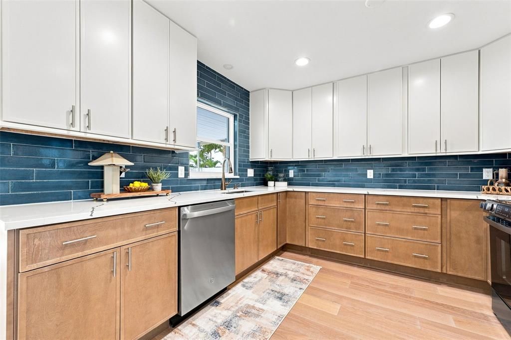 En Venta: $999,800 (3 camas, 2 baños, 1502 Pies cuadrados)