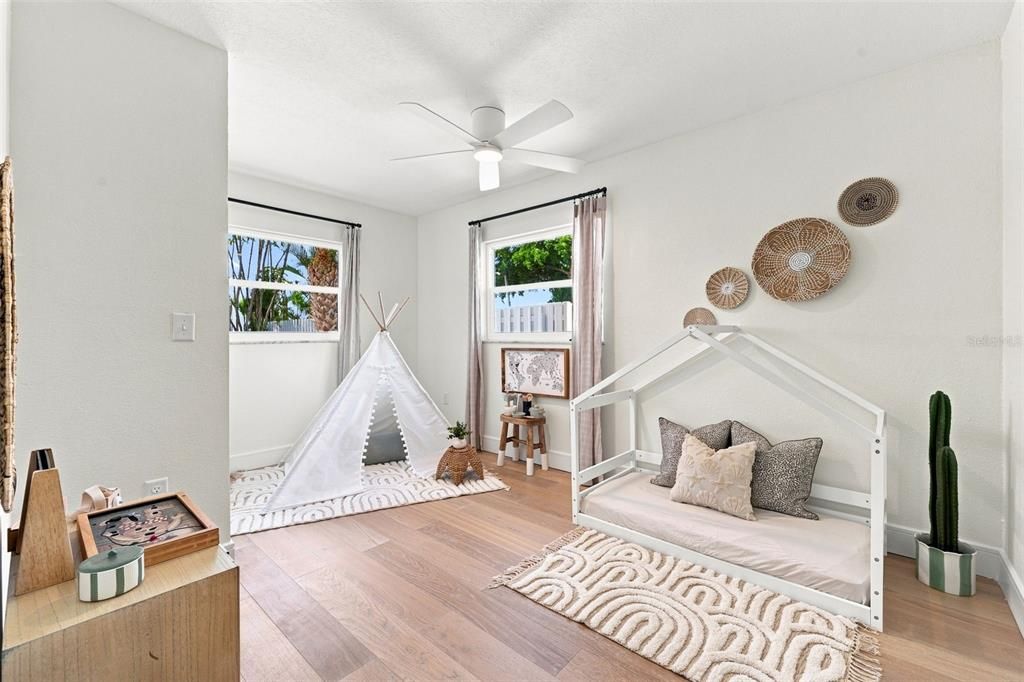 En Venta: $999,800 (3 camas, 2 baños, 1502 Pies cuadrados)