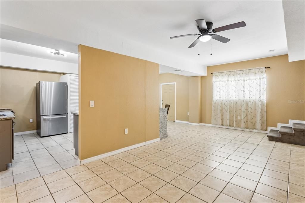 For Rent: $2,100 (3 beds, 2 baths, 1500 Square Feet)