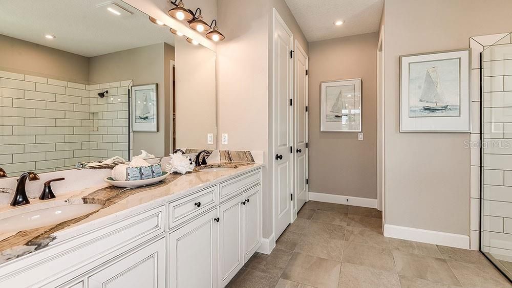 For Sale: $524,194 (4 beds, 3 baths, 2721 Square Feet)