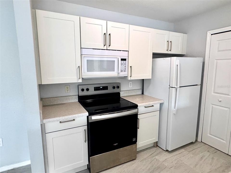 For Rent: $2,000 (3 beds, 2 baths, 1232 Square Feet)