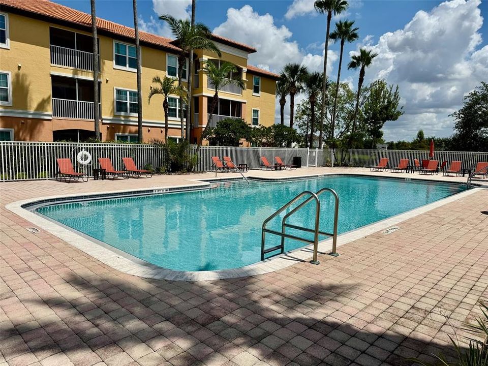 For Rent: $2,000 (3 beds, 2 baths, 1232 Square Feet)
