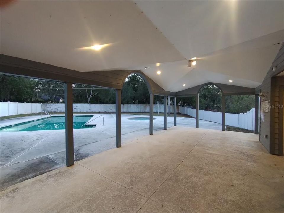 For Sale: $314,900 (3 beds, 2 baths, 1097 Square Feet)