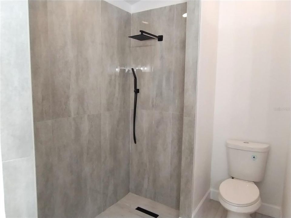 For Sale: $314,900 (3 beds, 2 baths, 1097 Square Feet)