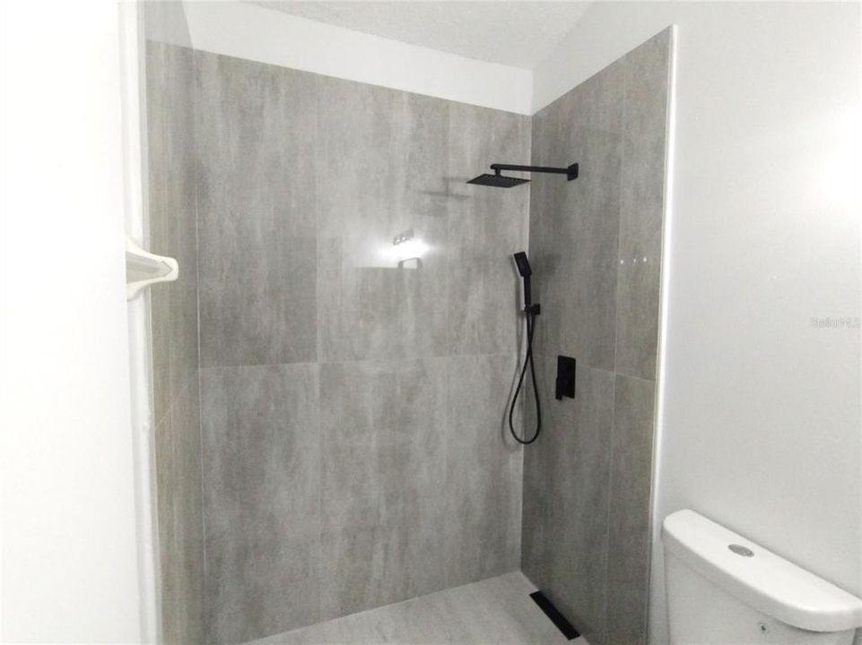 For Sale: $314,900 (3 beds, 2 baths, 1097 Square Feet)