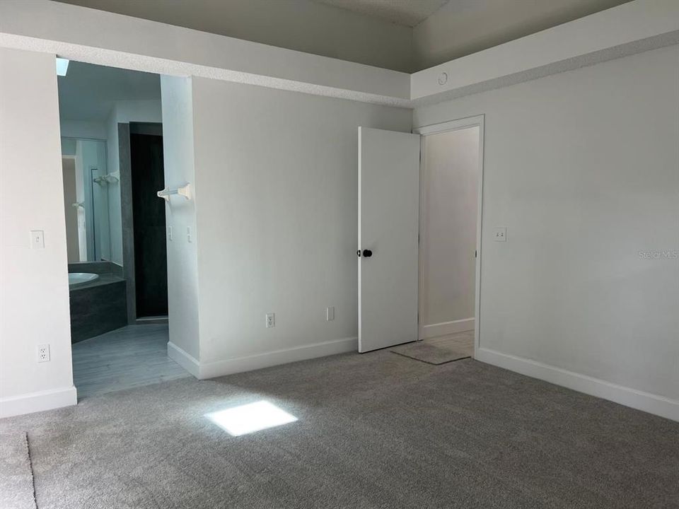 For Sale: $314,900 (3 beds, 2 baths, 1097 Square Feet)