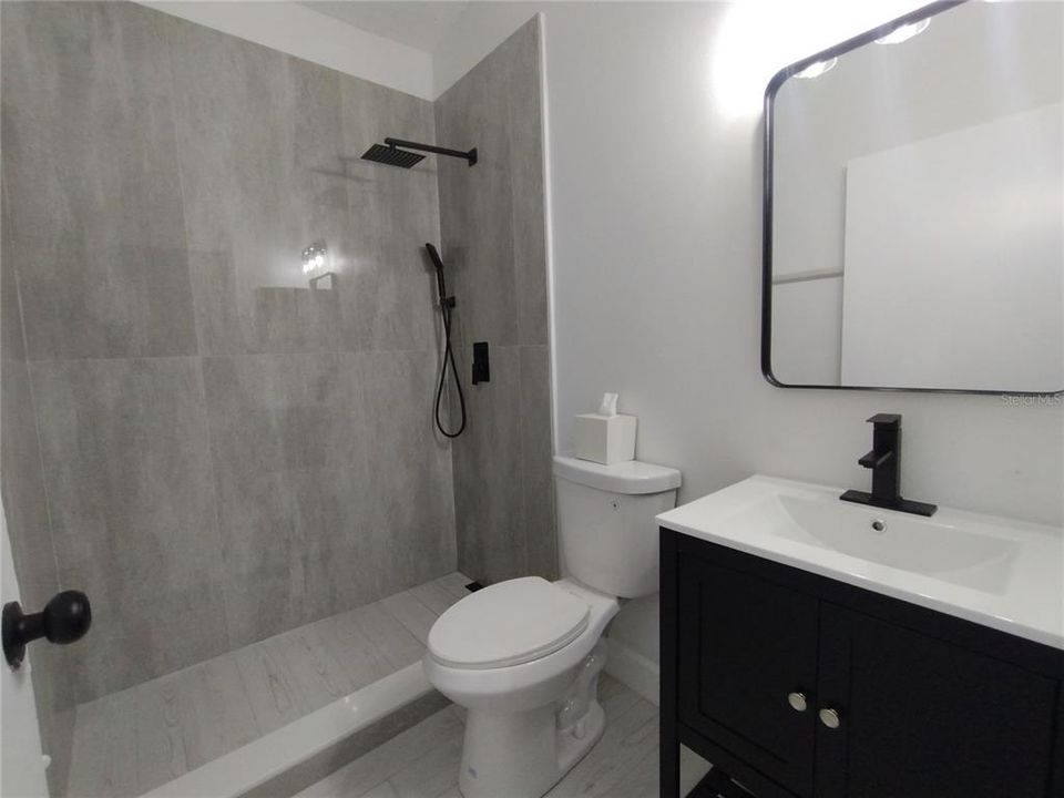 For Sale: $314,900 (3 beds, 2 baths, 1097 Square Feet)