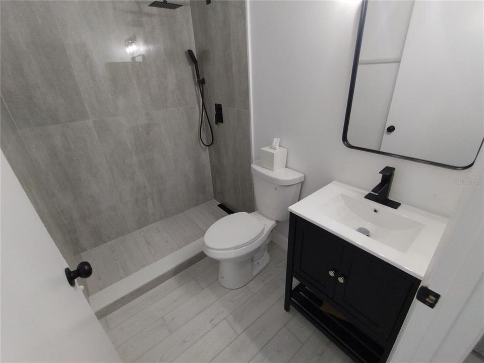 For Sale: $314,900 (3 beds, 2 baths, 1097 Square Feet)