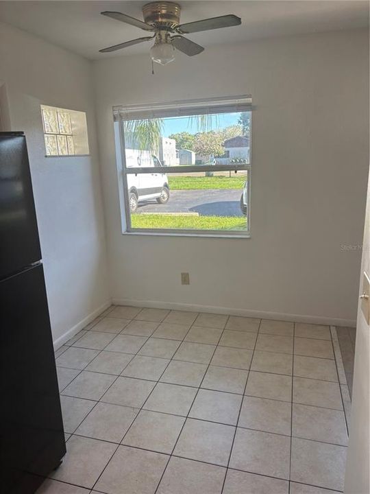 For Rent: $1,150 (1 beds, 1 baths, 550 Square Feet)
