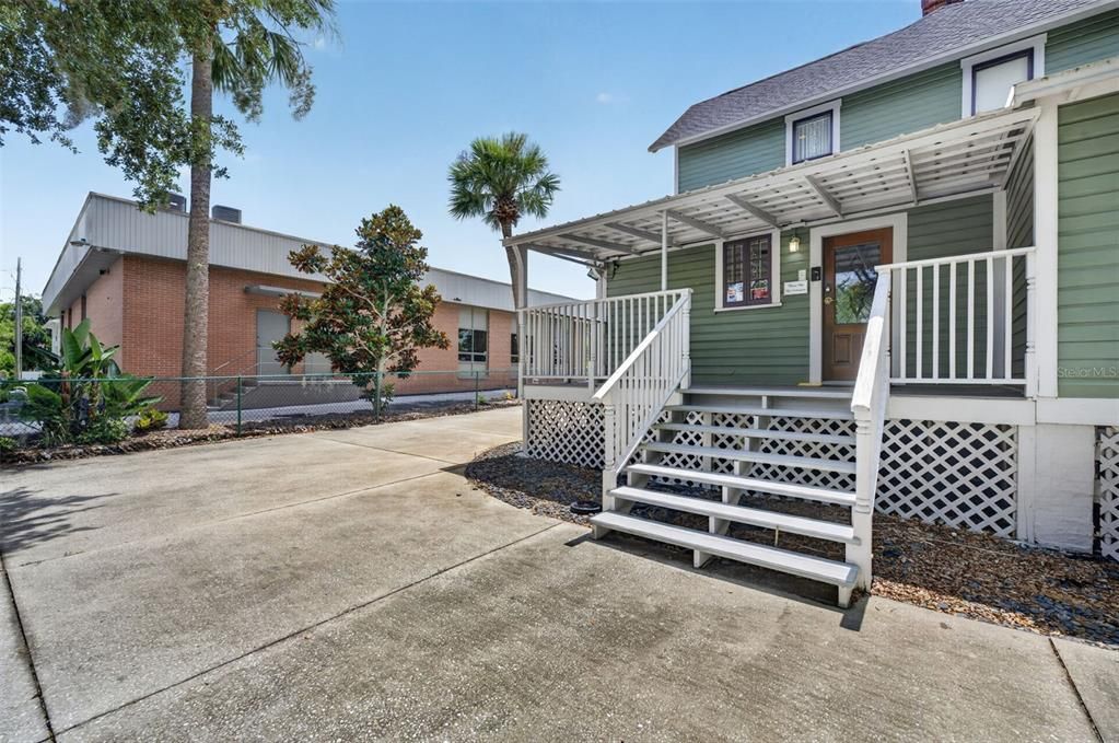 For Sale: $279,900 (0 beds, 0 baths, 1708 Square Feet)
