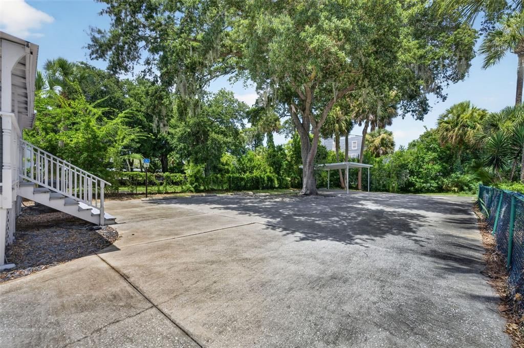 For Sale: $279,900 (0 beds, 0 baths, 1708 Square Feet)