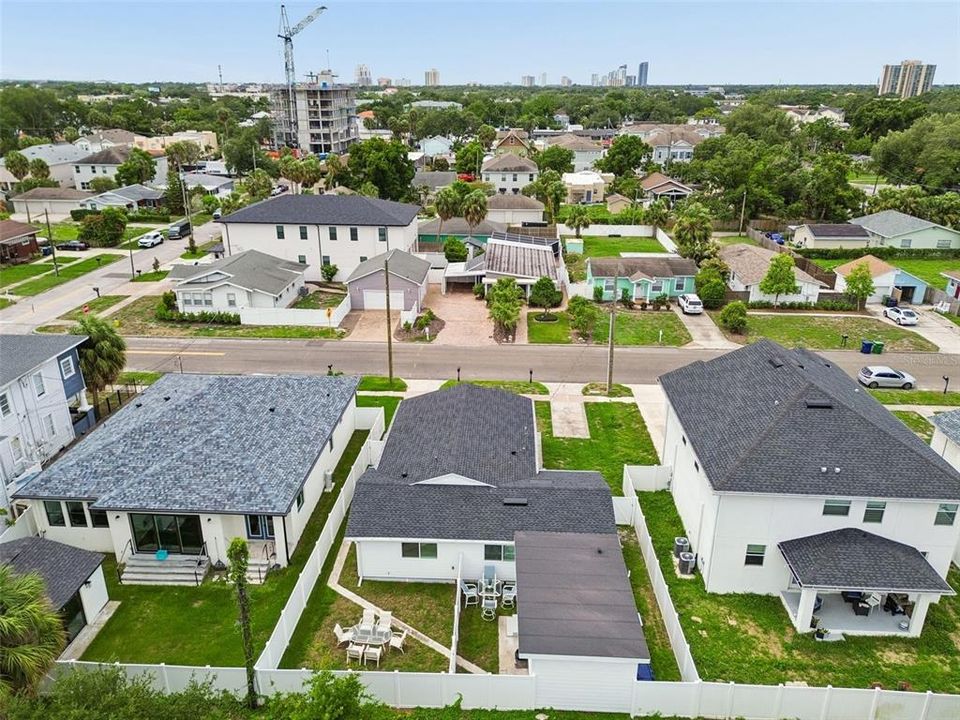 For Rent: $2,700 (2 beds, 1 baths, 643 Square Feet)