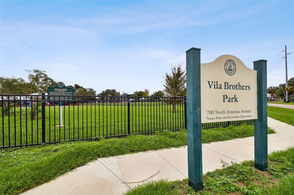 For Rent: $2,700 (2 beds, 1 baths, 643 Square Feet)